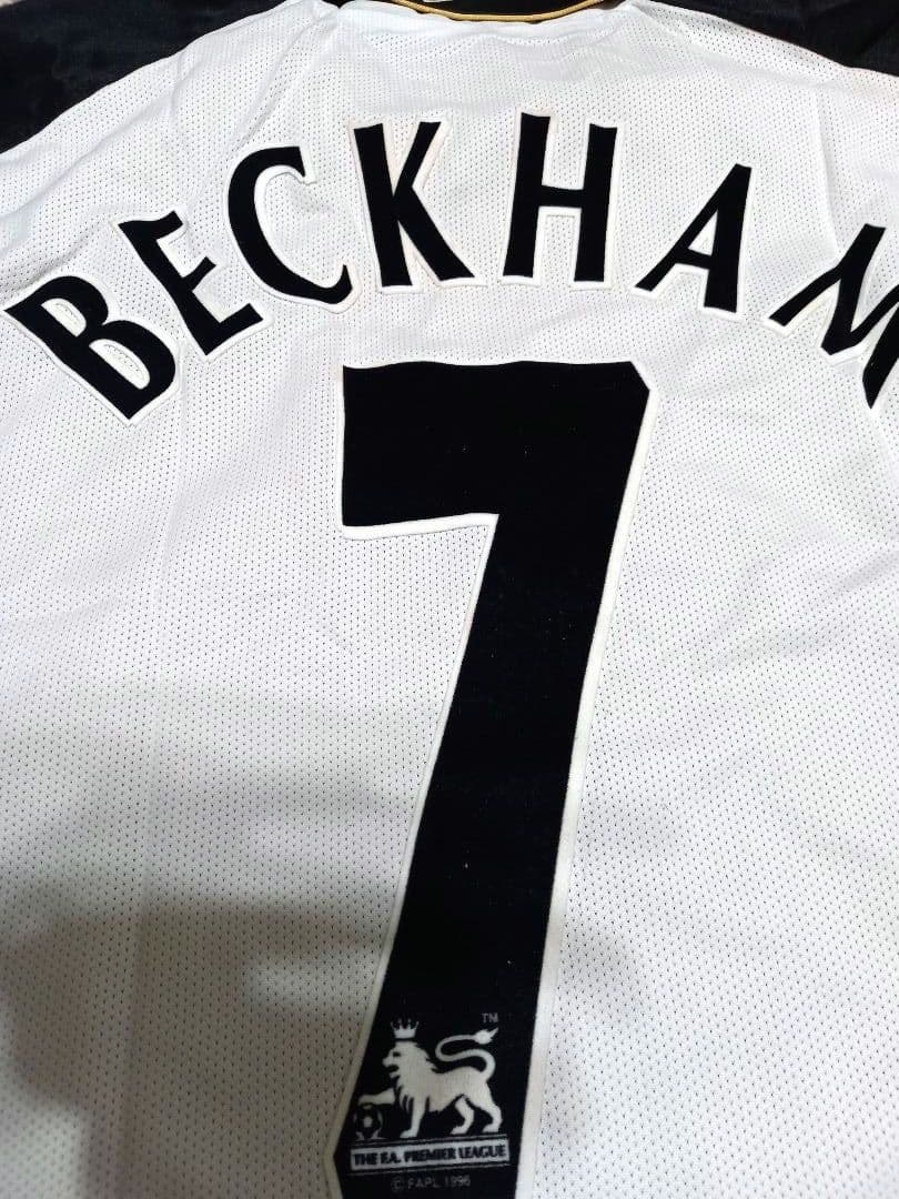 再値下げ【新品】マンチェスターユナイテッド100周年モデル  ベッカム　半袖