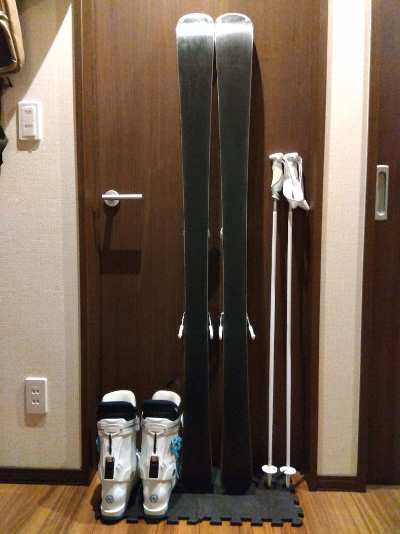 超美品【ハイエンド】SALOMON レディース スキーセット メンテ・WAX済✔