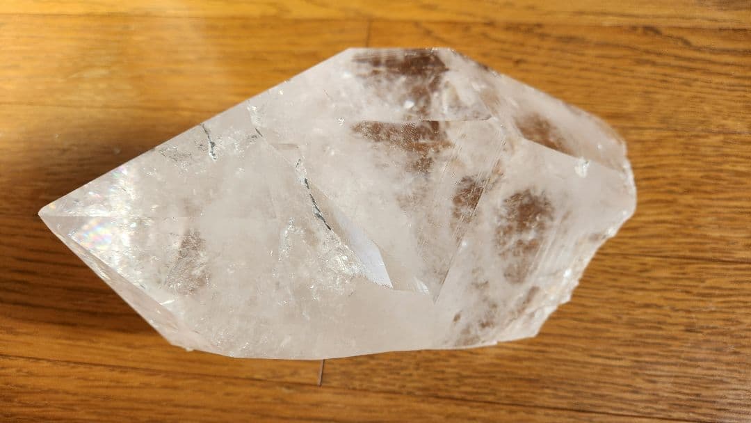 最終値下✨水晶　六角柱　イシスクリスタル　4.13キロ