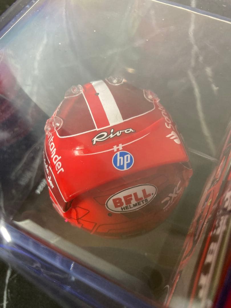 大人気　日本未発売　ビッグスケールF1コレクション　ルクレール　ヘルメット