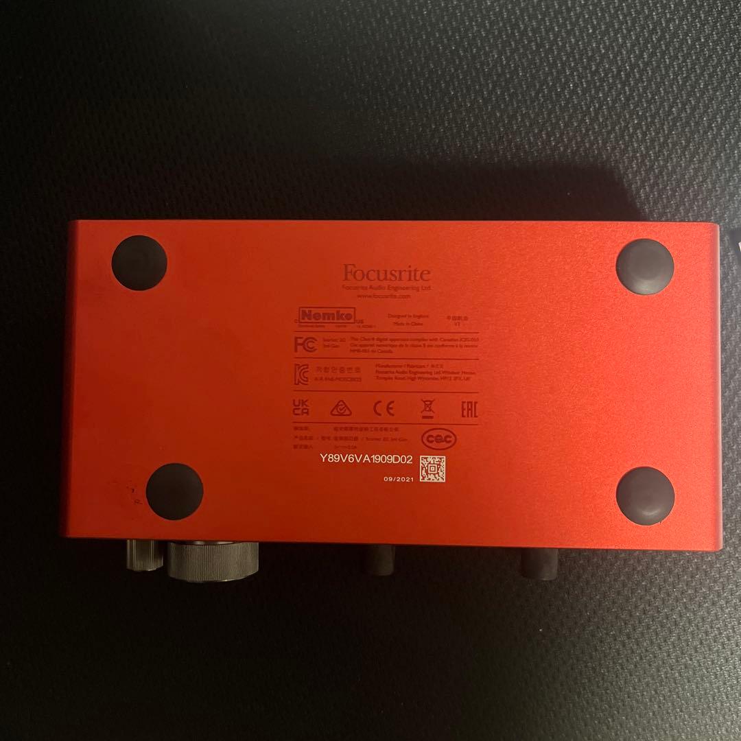DJ機材 Focusrite Scarlett 2i2