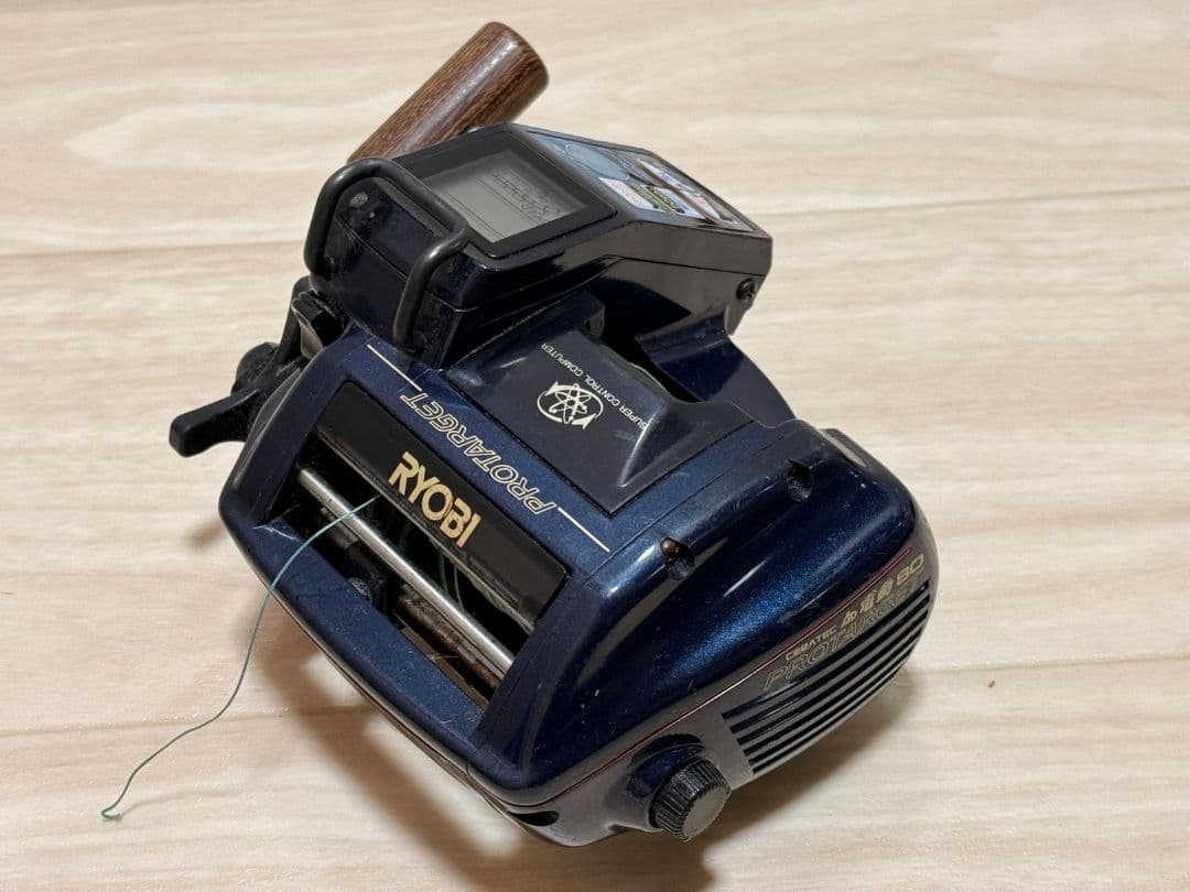 RYOBI PROTARGET 電動リール ネイビー AD80