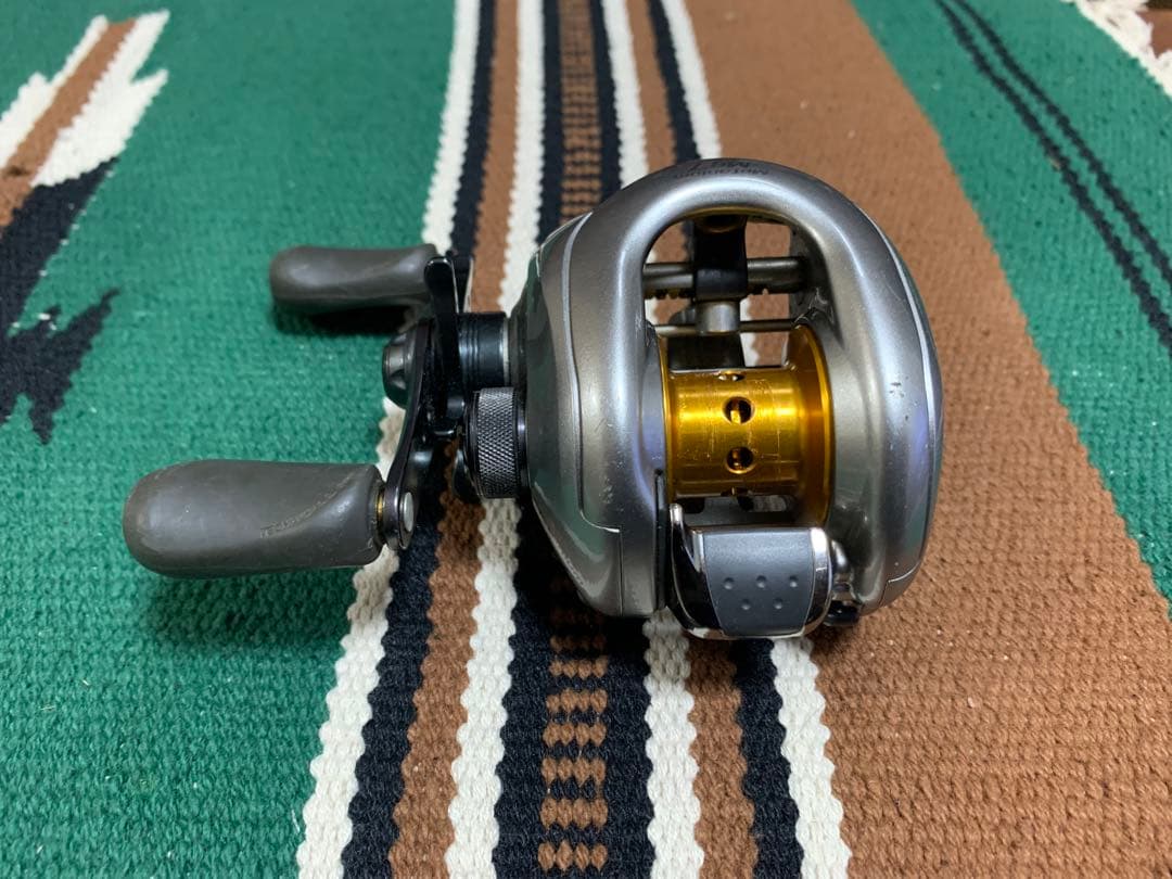 SHIMANO ベイトリール　メタニウムMg7 左ハンドル