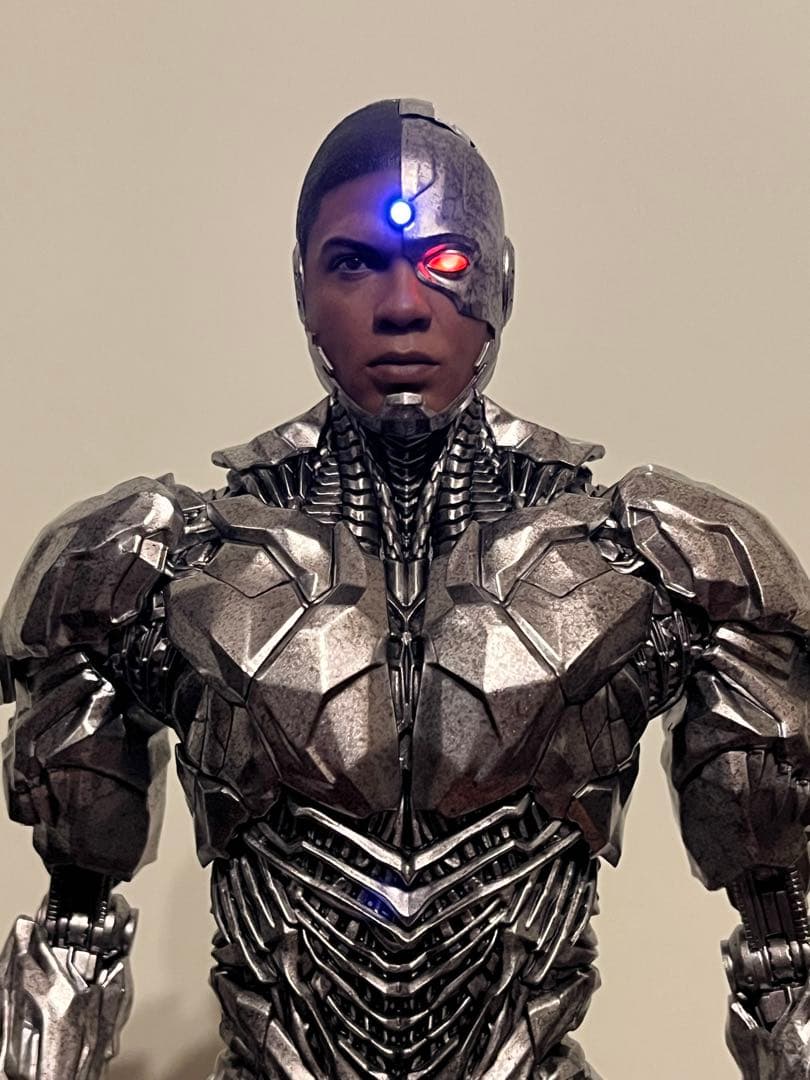 【難有り】ホットトイズ　サイボーグ　限定版　ジャスティスリーグ　スナイダーカット