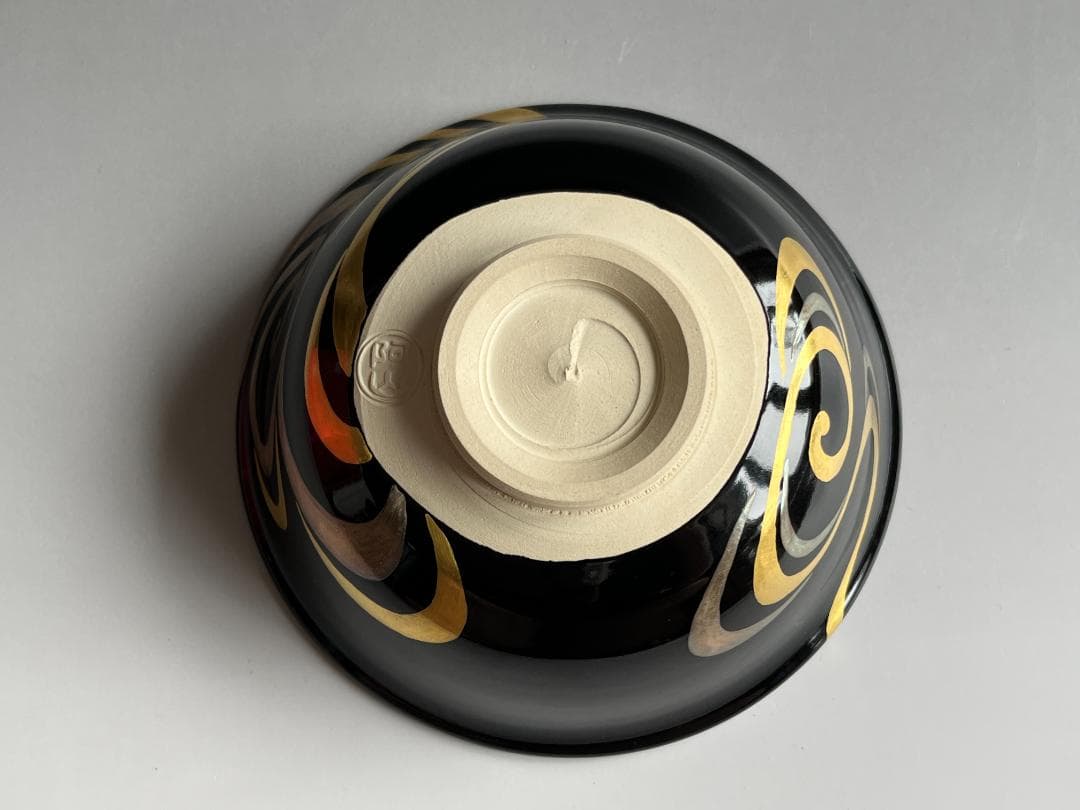 通次阿山　黒地　流水　茶碗　茶道具