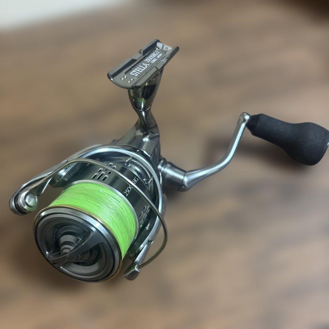 18ステラ　2500SHG バリアルノブ付き