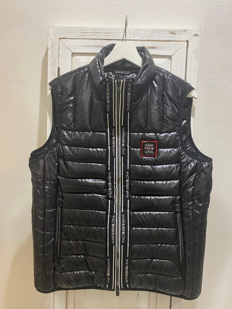 マークアンドロナ　CODE collectionダウンベスト本日限定価格