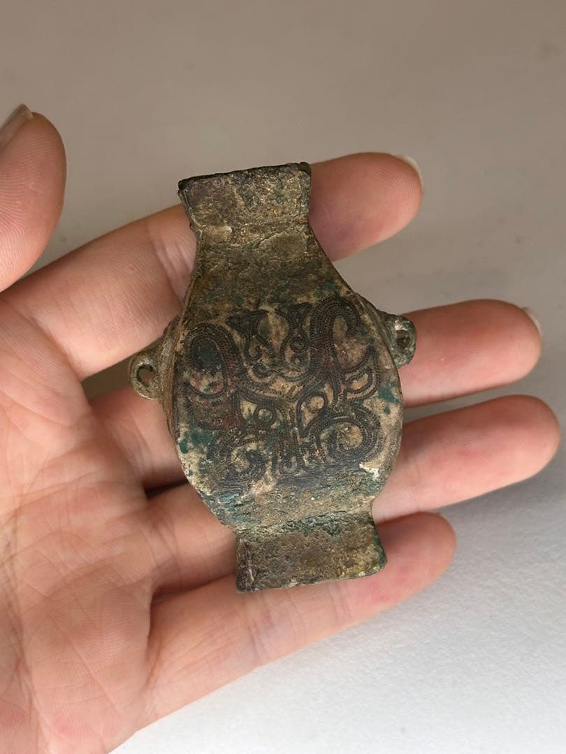 戦国時代　銅製　小花瓶 花入　観賞用　置物　傷あり