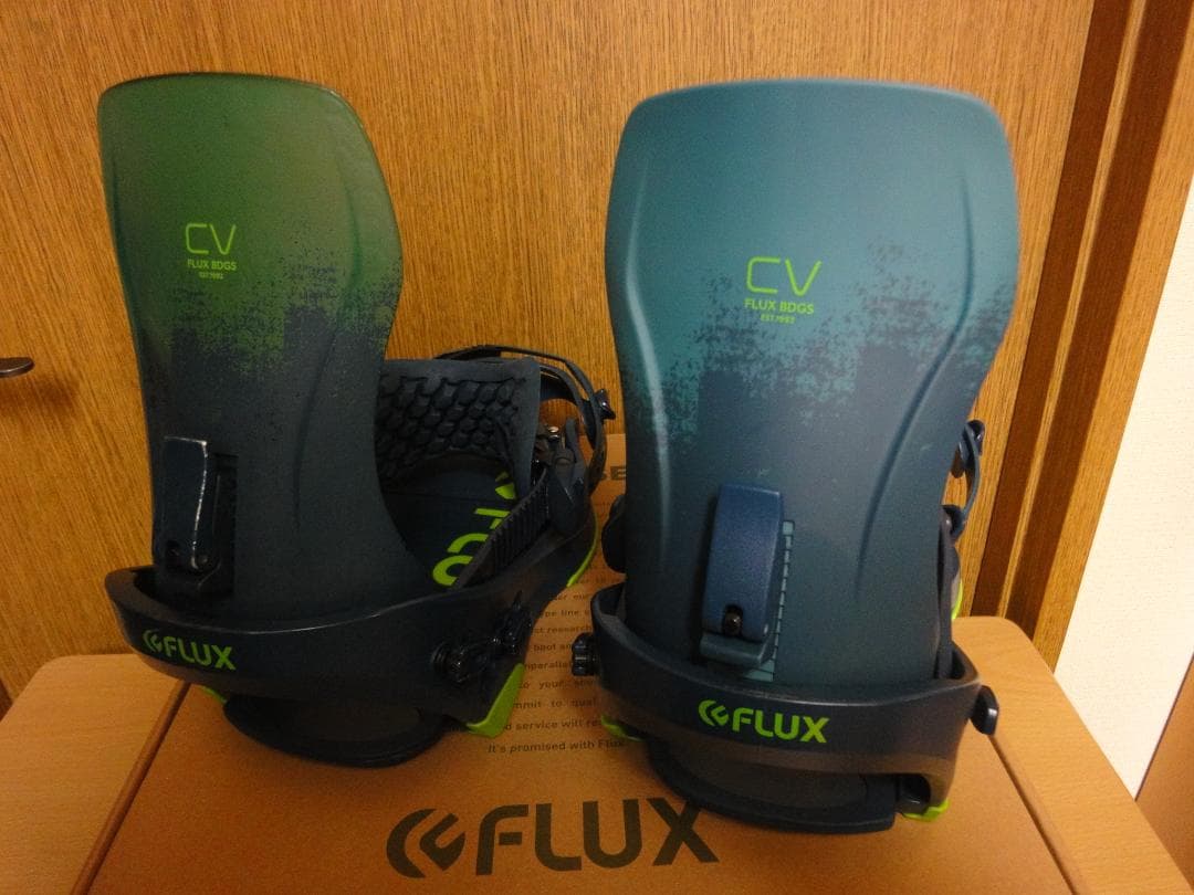 FLUX CV 21-22モデル NAVY Sサイズ