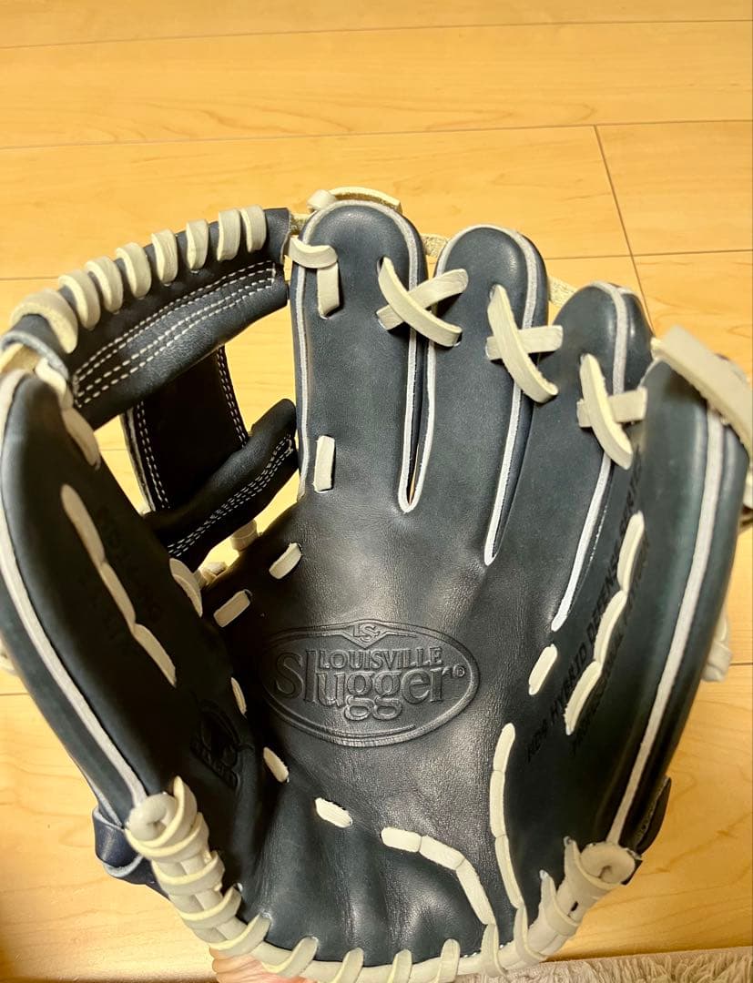 Louisville Slugger 内野手　硬式グローブ　ルイスビルスラッガー