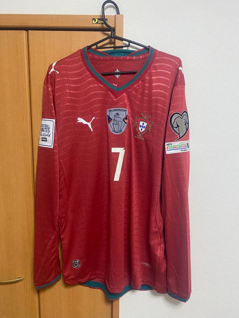 新品ポルトガル代表 RONALDO 7 長袖シャツ