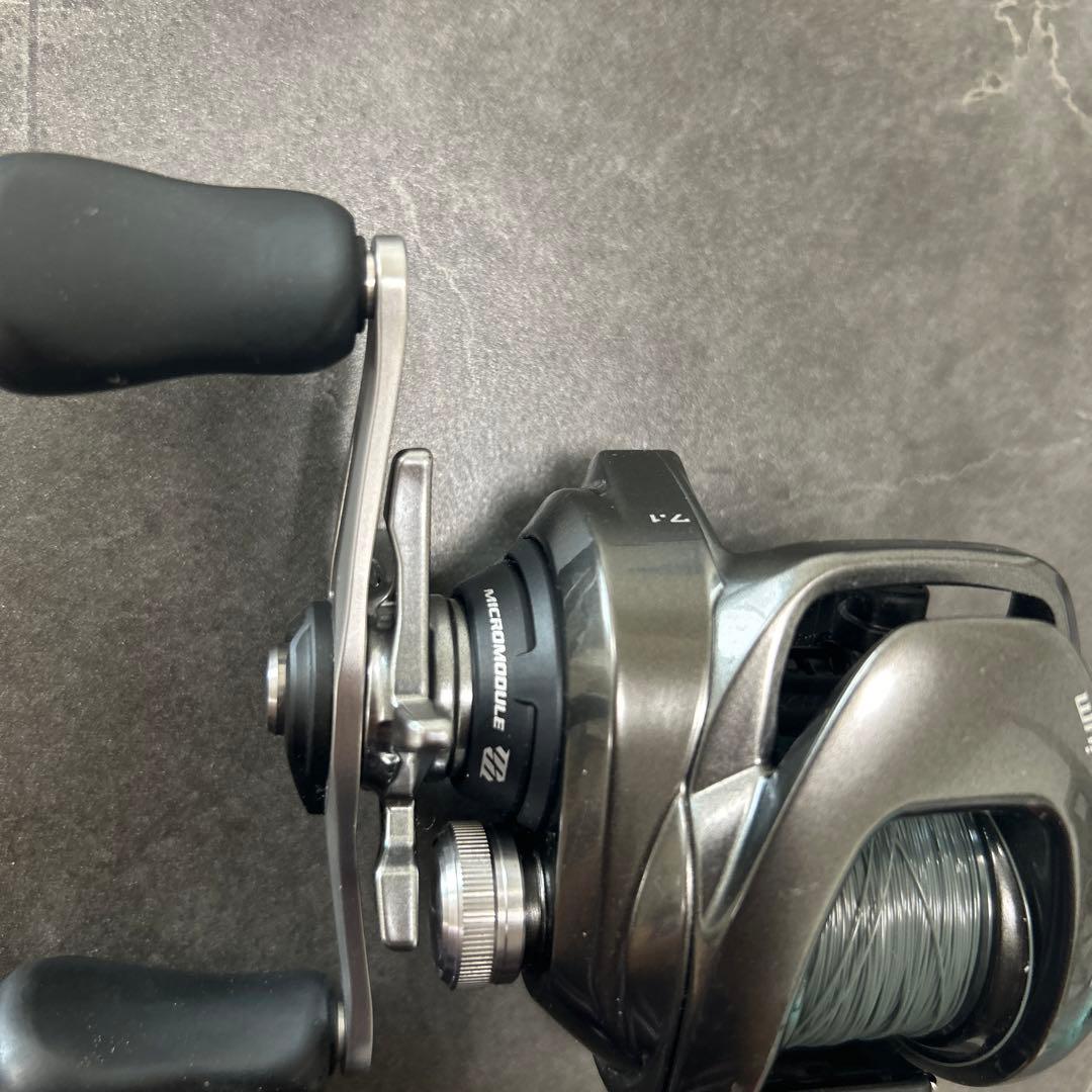 『美品』23nium 101HGベイトリール 左ハンドル