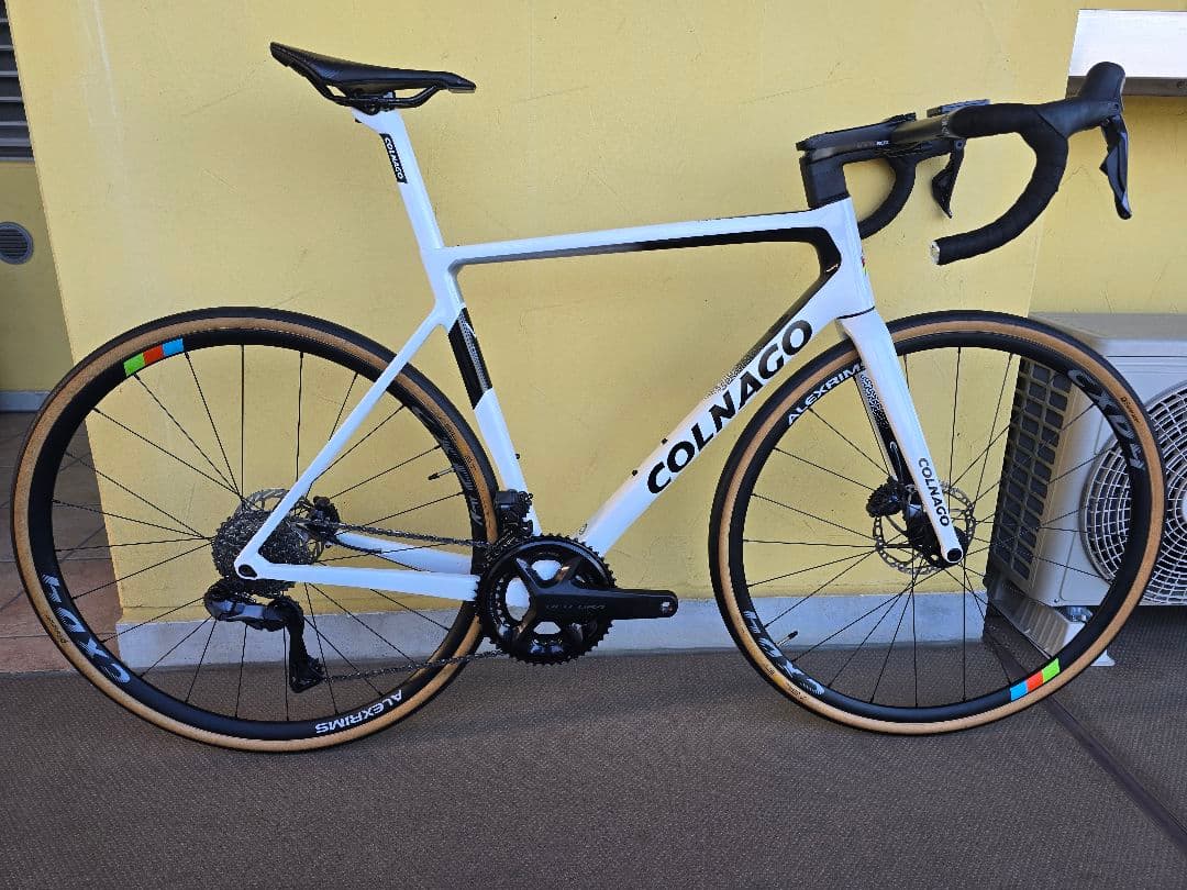コルナゴ V3 DISC ULTEGRA Di2 サイズ520 2023モデル