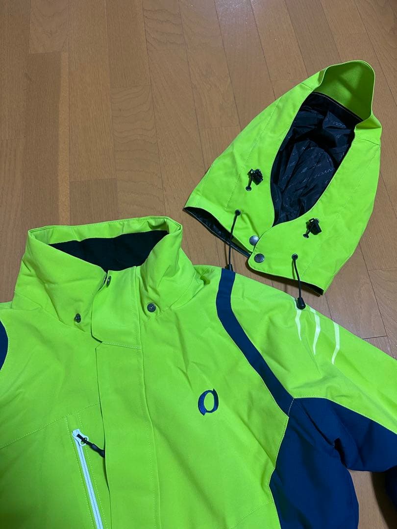 ON-YO-NE（オンヨネ）スキーウェア（上）