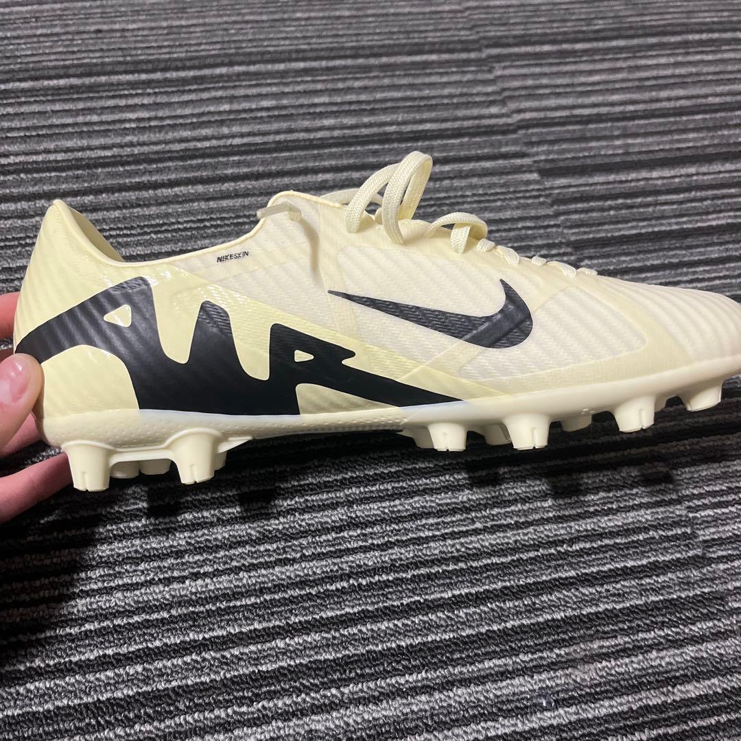 Nike Air サッカーシューズ スパイク クリーム/ブラック