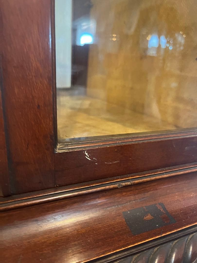 イギリス　アンティークキャビネット　1900年代（推定）