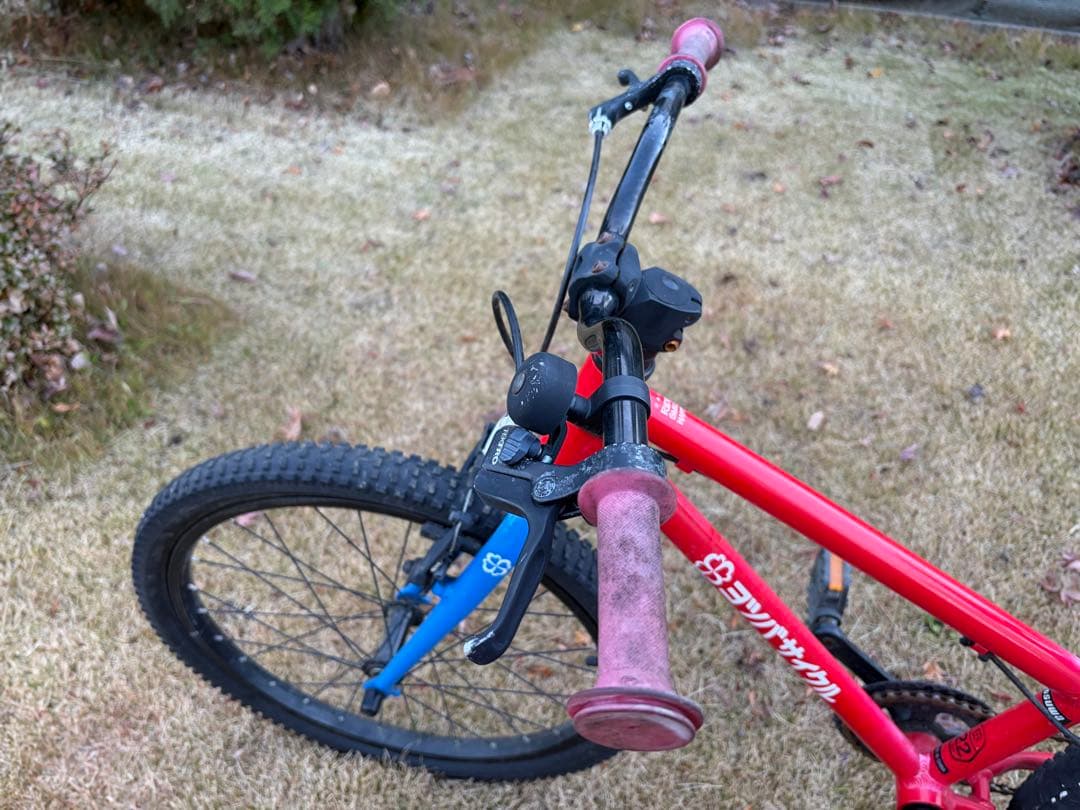 ヨツバサイクル　22インチ　レストアベースに