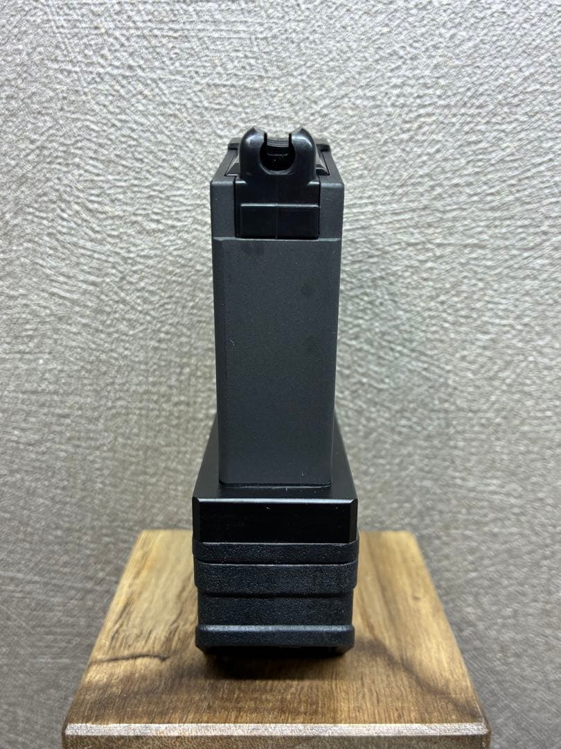 R7-25 東京マルイ GBB M4 マガジンアダプター 外部ソース仕様