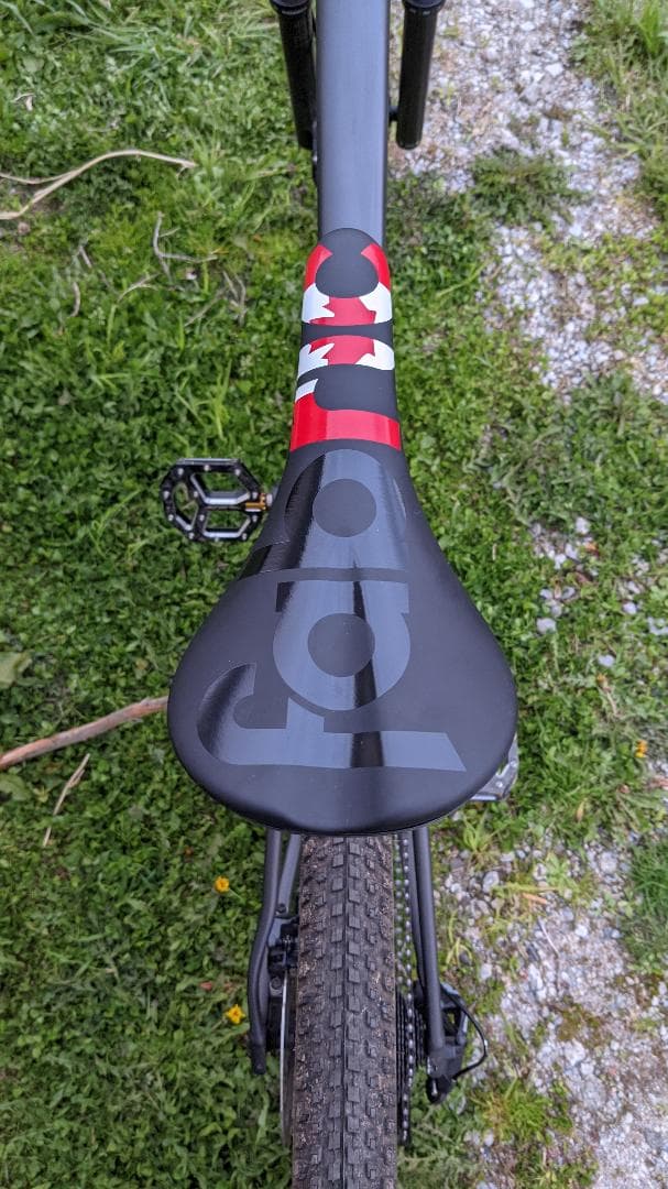 送料込み スペシャライズド SPECIALIZED FUSE 29 L 2022