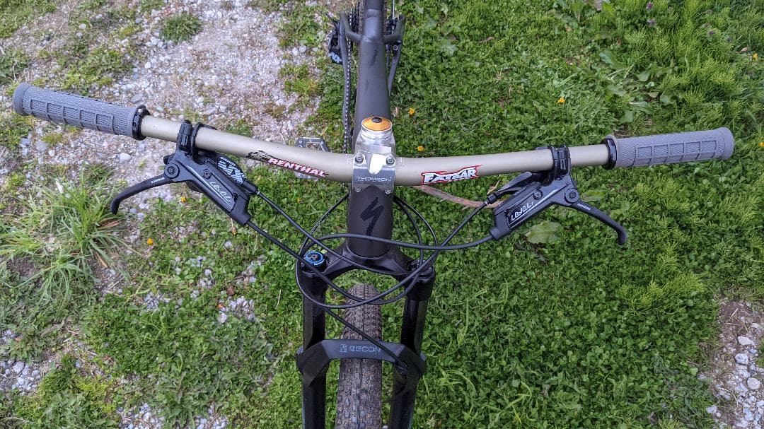 送料込み スペシャライズド SPECIALIZED FUSE 29 L 2022