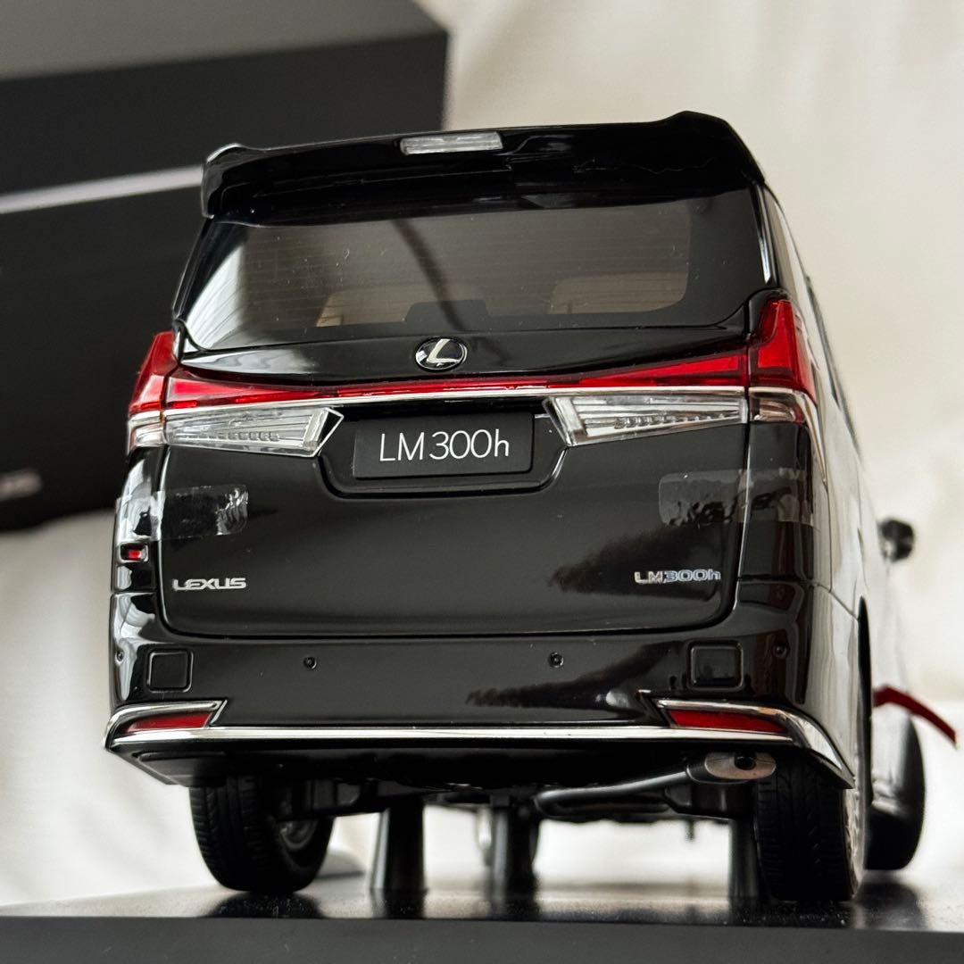 正規品 ＊ レア　初代　レクサスLM　LEXUS 純正 1/18 希少