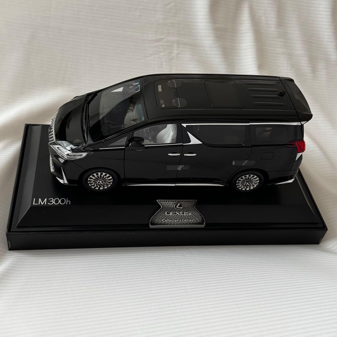 正規品 ＊ レア　初代　レクサスLM　LEXUS 純正 1/18 希少