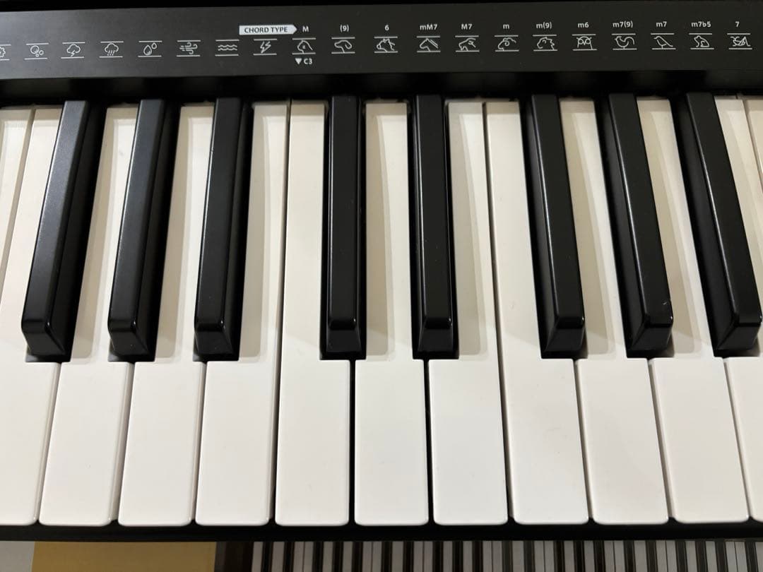 Yamaha PSR-E273 キーボード　電源コード付き