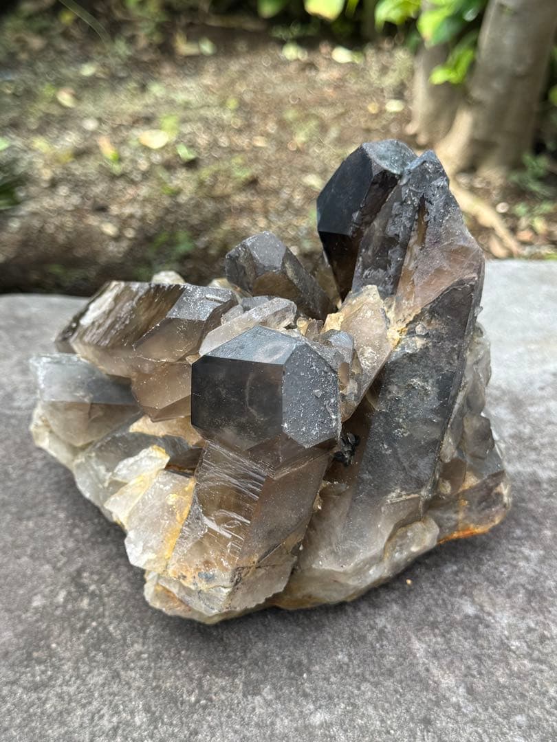 天然スモーキークォーツクラスター　原石