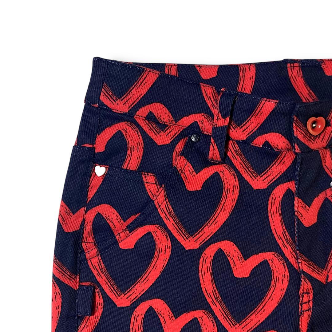 定31900円 1 パーリーゲイツ 落書きハート柄 ストレッチ ロングパンツ 紺