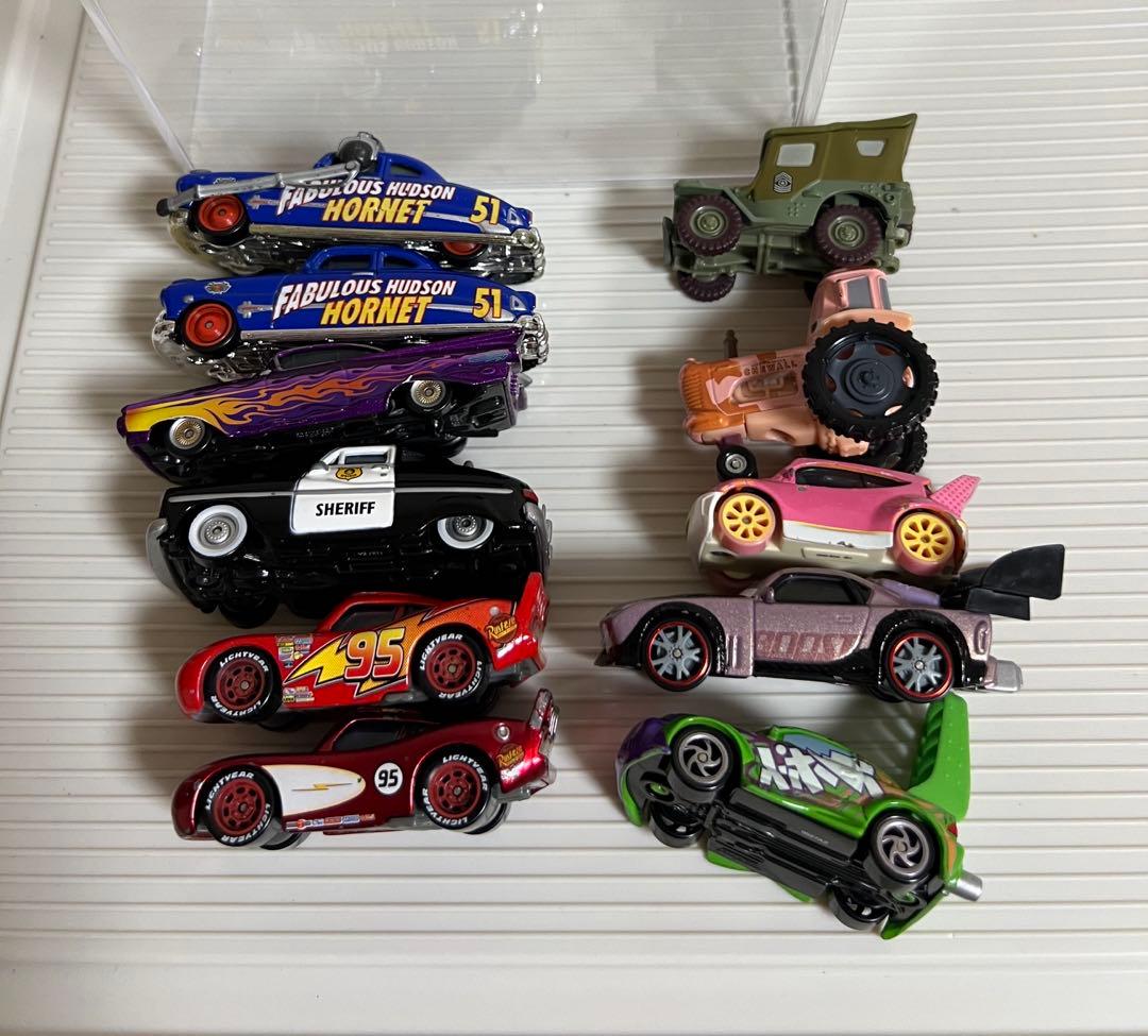 カーズ、ミニカー、トラクター、シェリフ、ドックハドソン