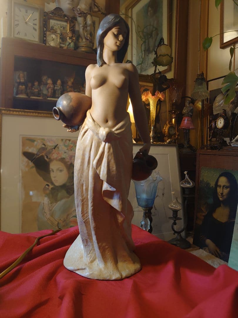 LLADRO Water Girl　リヤドロ 水差しを持つ女 グレス