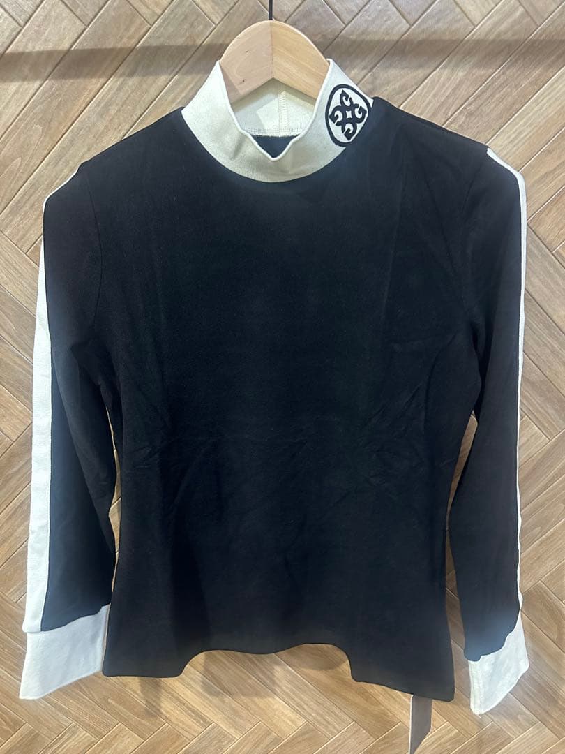 新品未使用新作韓国G/FOREジーフォアレディースハイネックシャツsizeL