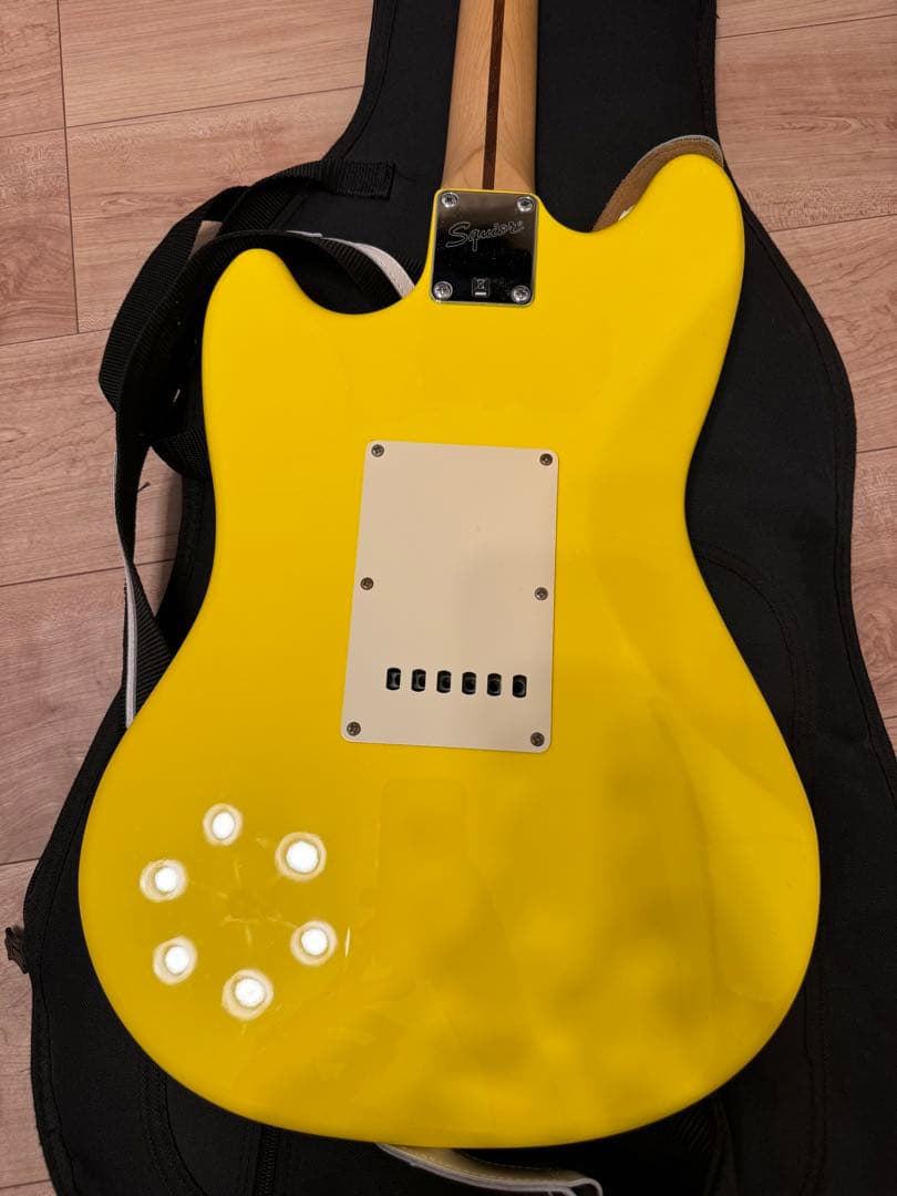 Squier CYCLONE スクワイヤー サイクロン　希少イエローカラー