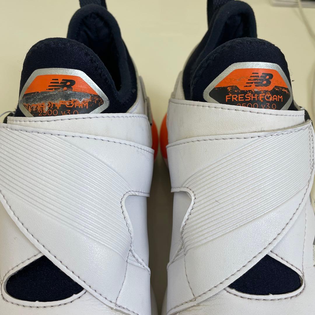 美品♡ ニューバランス　ボアタイプゴルフシューズ　レディサイズ　23.5センチ♪