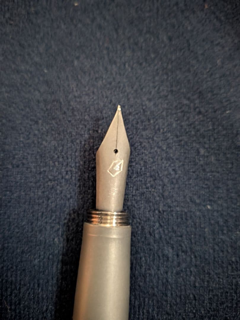 【こうぴ】　H. WORKS エイチワークス　チタン 万年筆