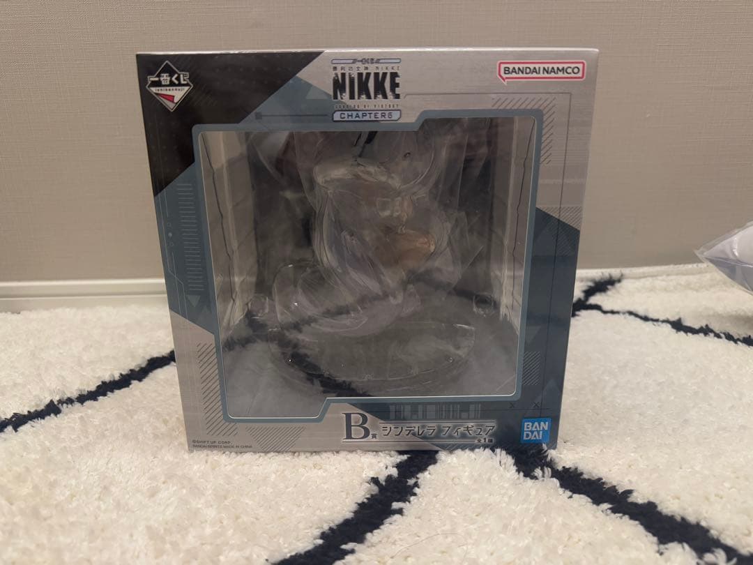BANDAI NAMCO NIKKE フィギュア & クッション セット