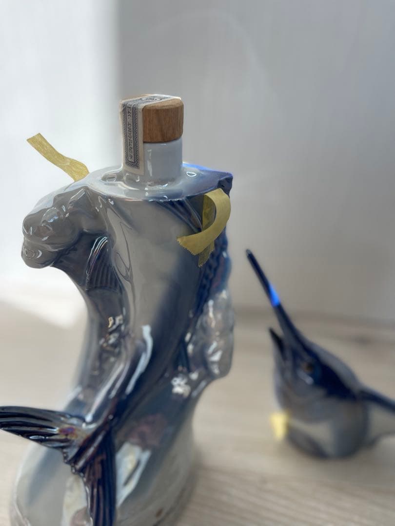 サントリー　ウイスキー　古酒　カジキ