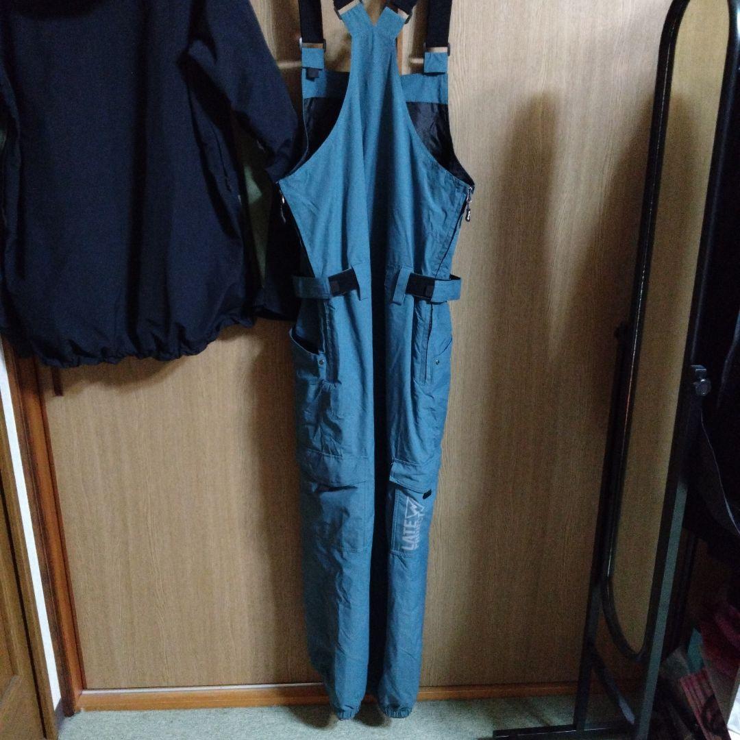 し*お様 Burton ak スノーボードジャケット & ネームレスエイジ ビブ