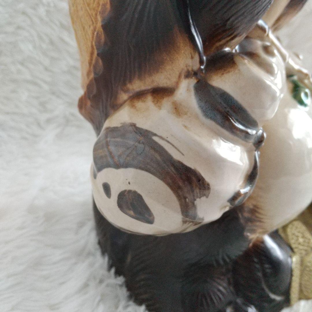 【信楽焼】陶器製 たぬきの置物 意匠登録済 福運を掻き込む 福熊手