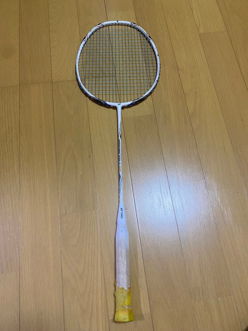 ラケット YONEX VOLTRIC70 E-tune