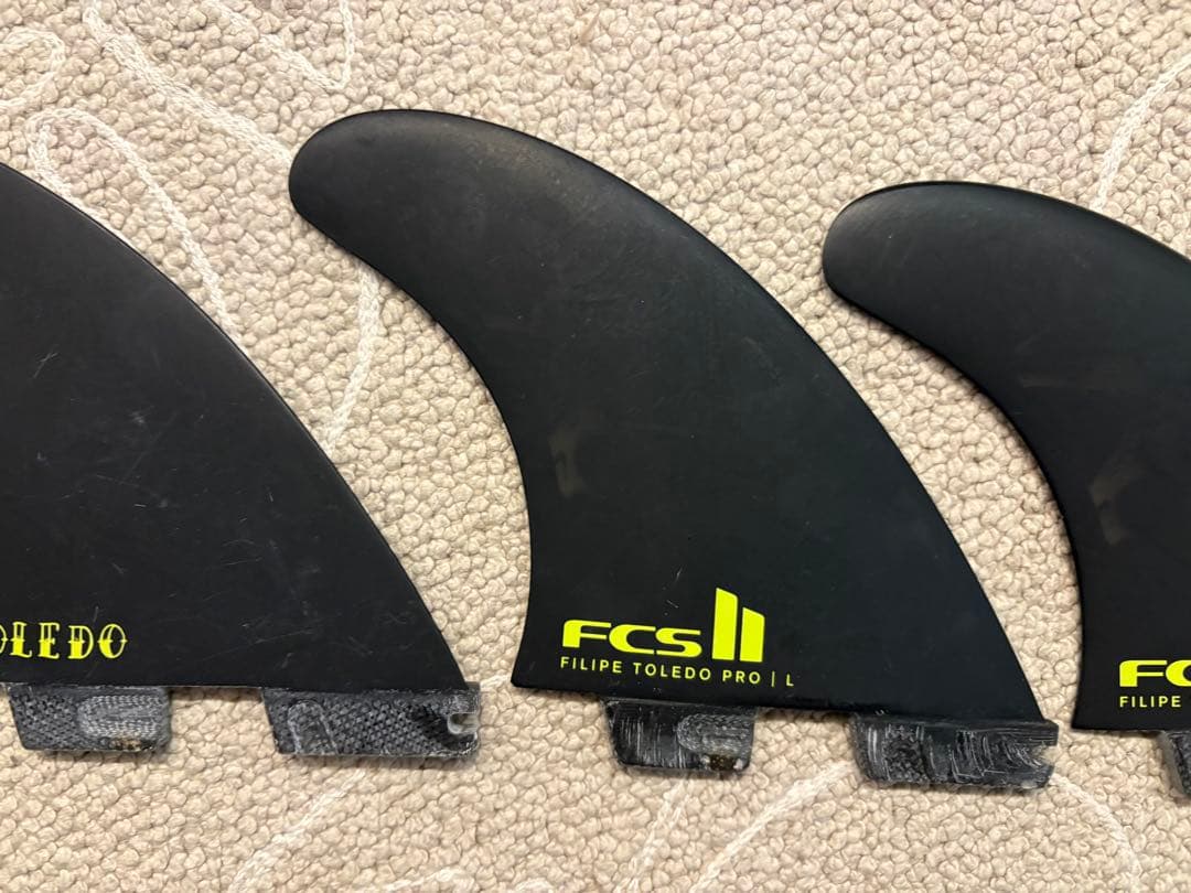 FCS II Filipe Toledo Pro II L フィン 3枚セット