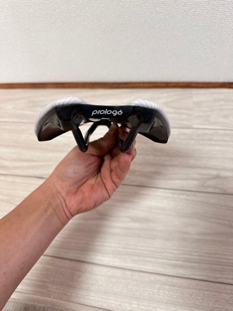 Prologo Dimension Carbon サドル 143mm