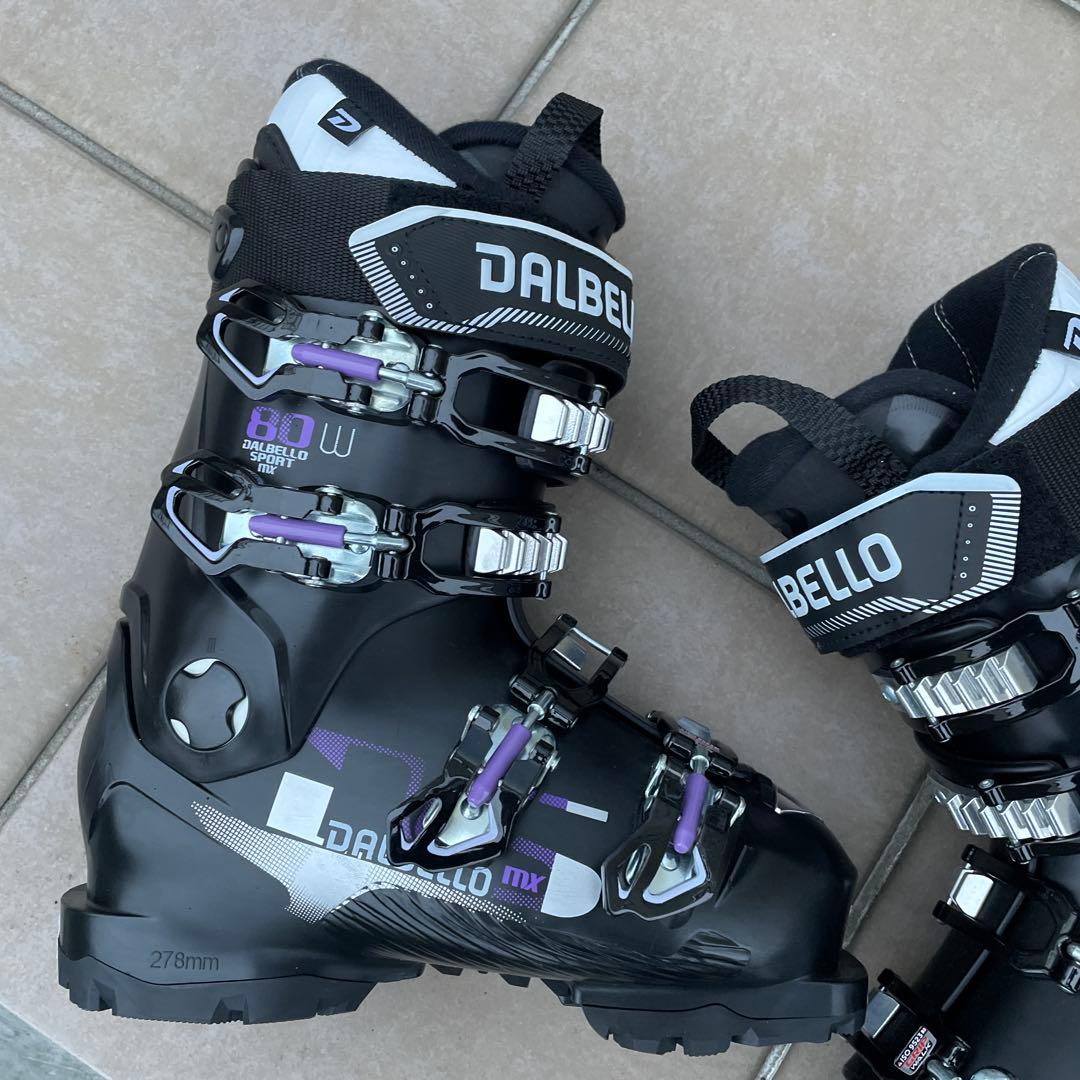 新品　DALBELLO スキーブーツ　22.5 22 23 レディース　女性