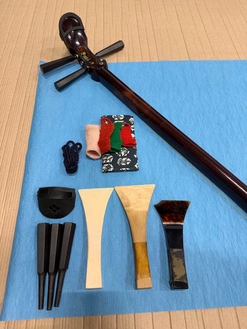 ケース付【美品】津軽三味線 太棹 入門セット合皮　三味線付属品多数　初心者に最適