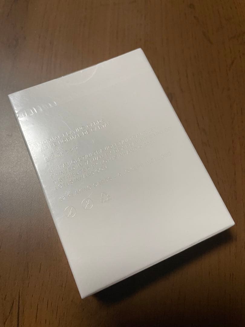 トランプ lotusinhand normal