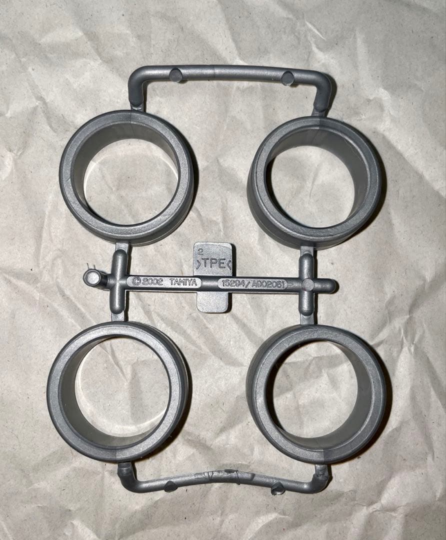 タミヤ ミニ四駆 限定パーツ ハードタイヤ シルバー 30個セット