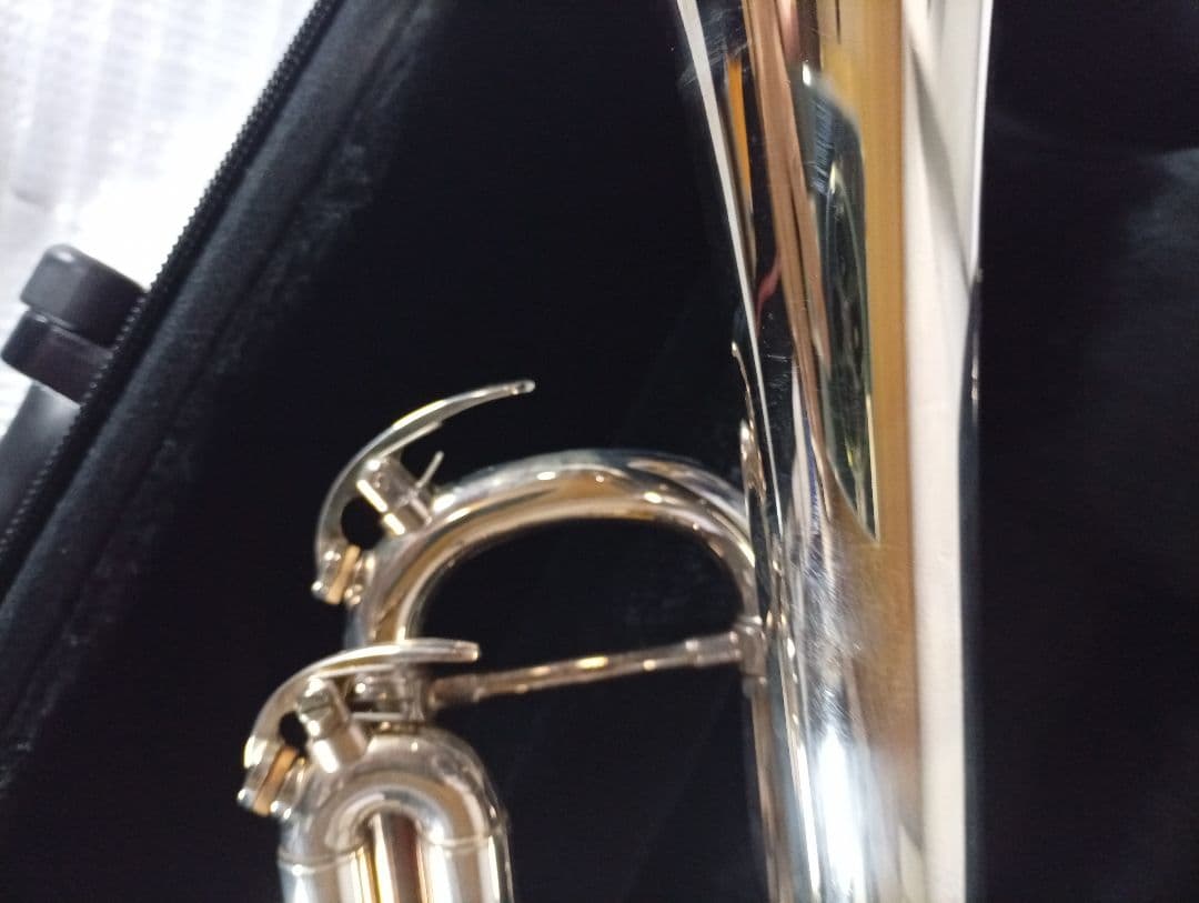 YAMAHA YTR4335G トランペット シルバー本体　純正ケース付き