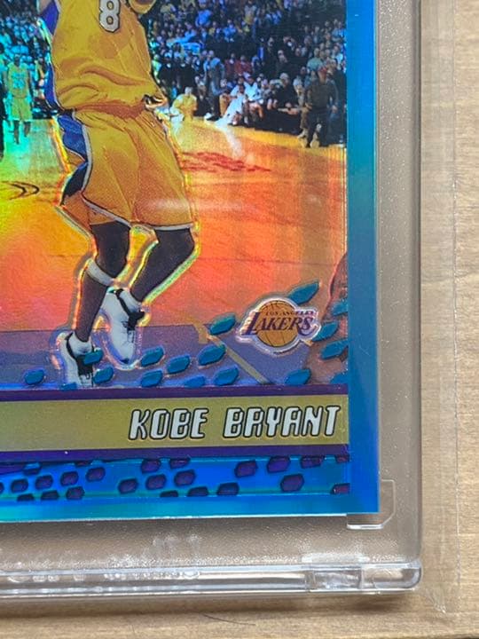 その他 2001 Topps Chrome refractor Kobe Bryant