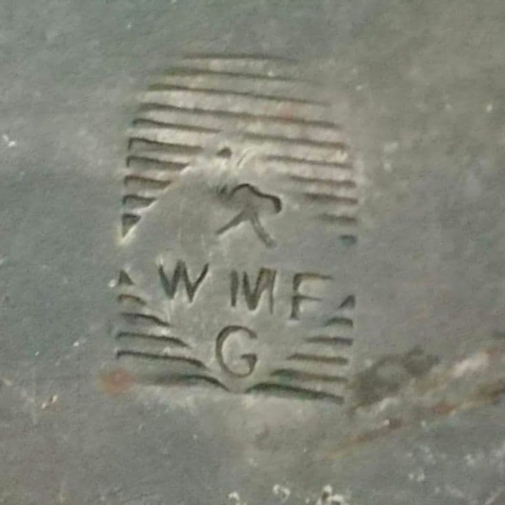 逸品　貴重なWMFアールデコ　三角トレー　真鍮　ヒトラーユーゲント　ドイツ