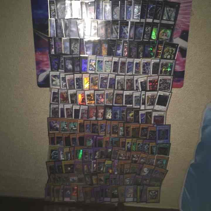 引退 遊戯王 写真四枚